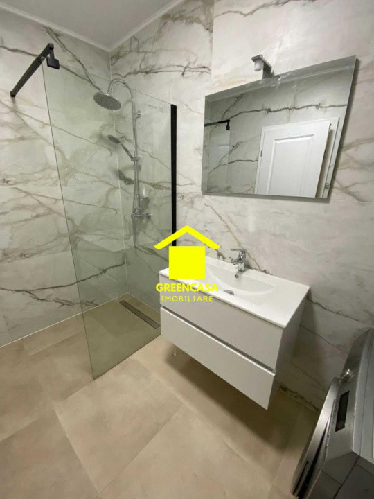 Apartament de închiriat , decomandat, 50mp, 3 camere, VIVO - Avram Iancu.