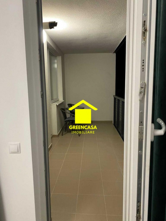 Apartament de închiriat , decomandat, 50mp, 3 camere, VIVO - Avram Iancu.