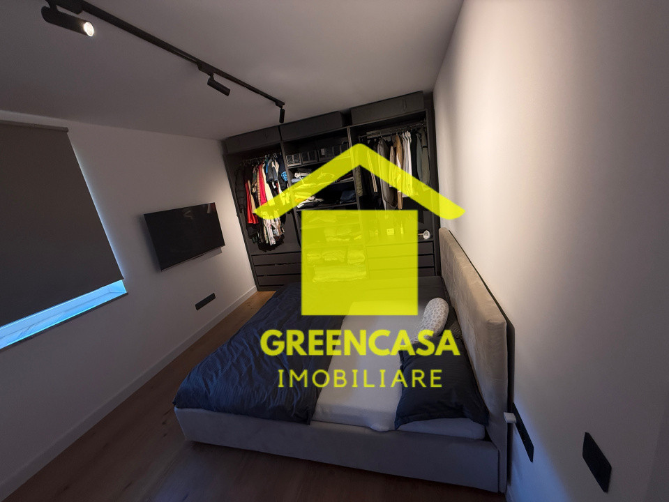 Apartament 4 camere , 90 mp , 2 parcări subterane 