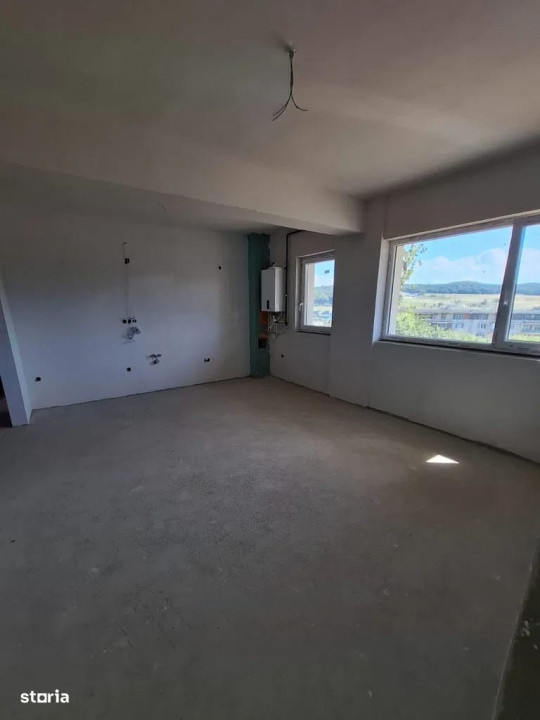 Apartament cu 2 camere, semifinisat, Venus/Baciu