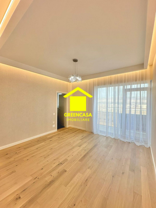 Apartament tip penthouse, 3 camere, 2 bai, 3 terase, 90mp, Floresti