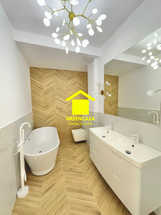 Apartament tip penthouse, 3 camere, 2 bai, 3 terase, 90mp, Floresti