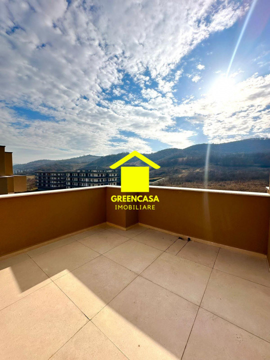 Apartament tip penthouse, 3 camere, 2 bai, 3 terase, 90mp, Floresti