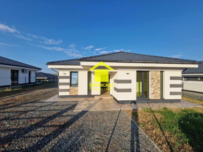 Casă pe un nivel în Corușu, 100 mp utili, teren 507 mp