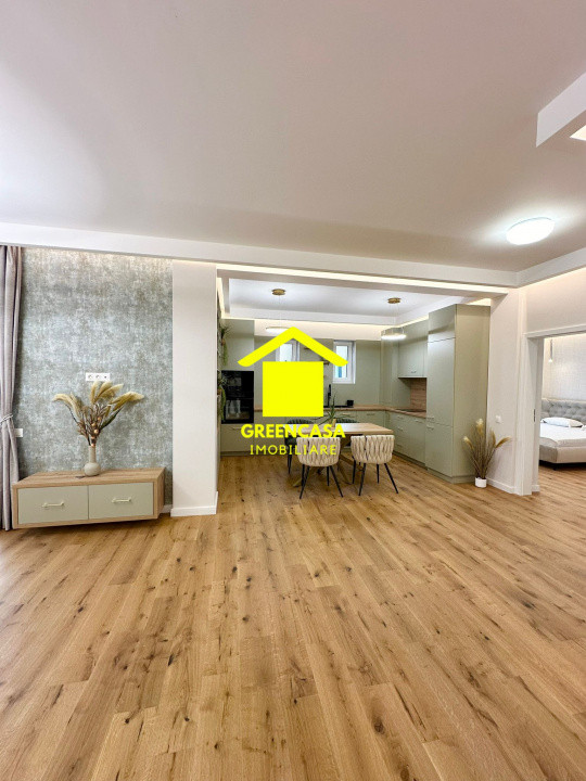Apartament tip penthouse, 3 camere, 2 bai, 3 terase, 90mp, Floresti