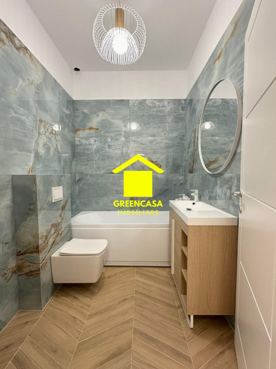 Apartament tip penthouse, 3 camere, 2 bai, 3 terase, 90mp, Floresti