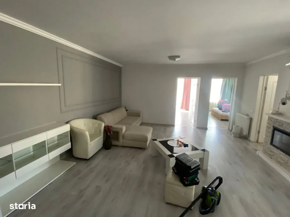 Apartament 3 camere, ultrafinisat, zona Vivo