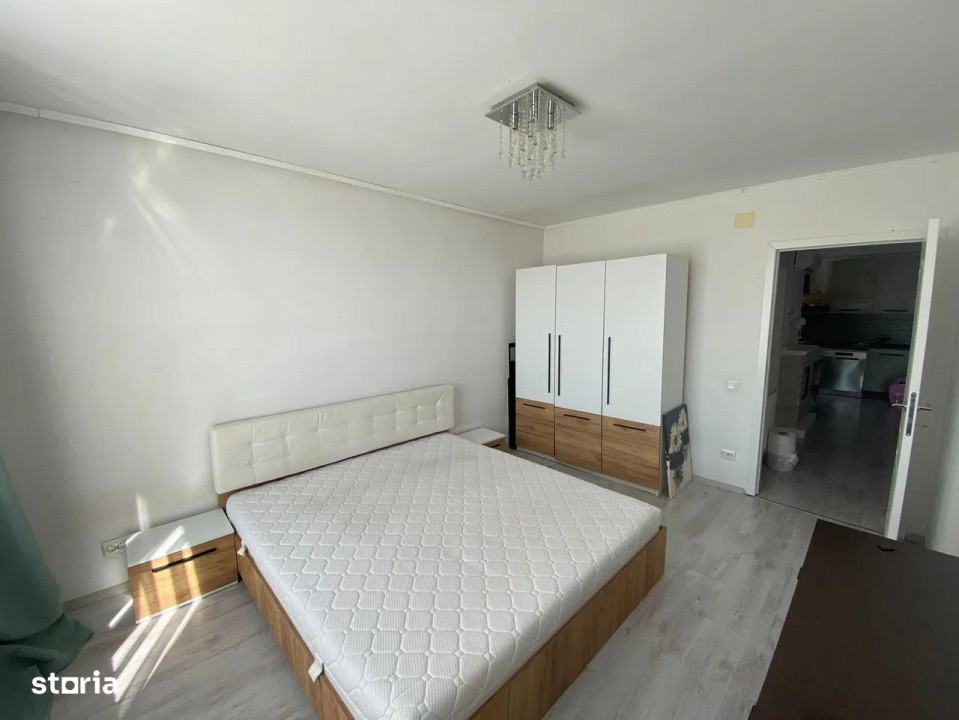 Apartament 3 camere, ultrafinisat, zona Vivo