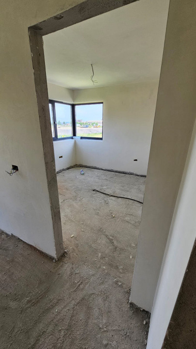 Casă individuală de vânzare în Jucu de Mijloc