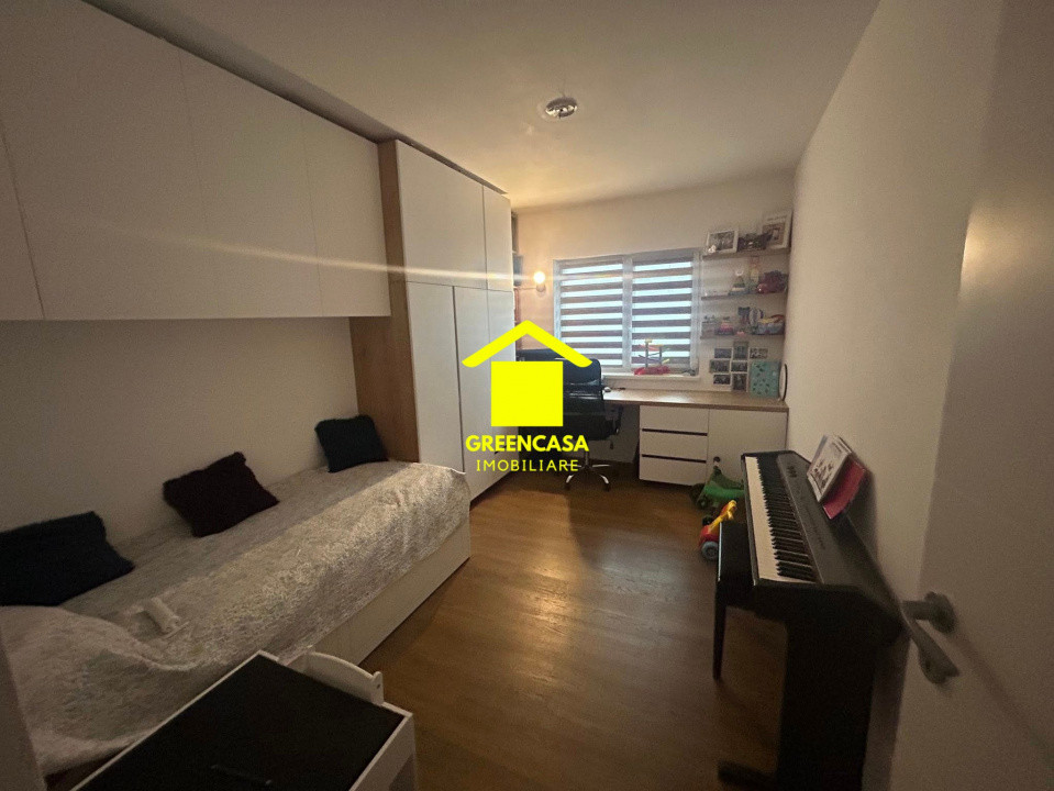 Apartament 3 camere, 2 bai, 60mp + 2 balcoane, parcare, zona Cetatii, Floresti