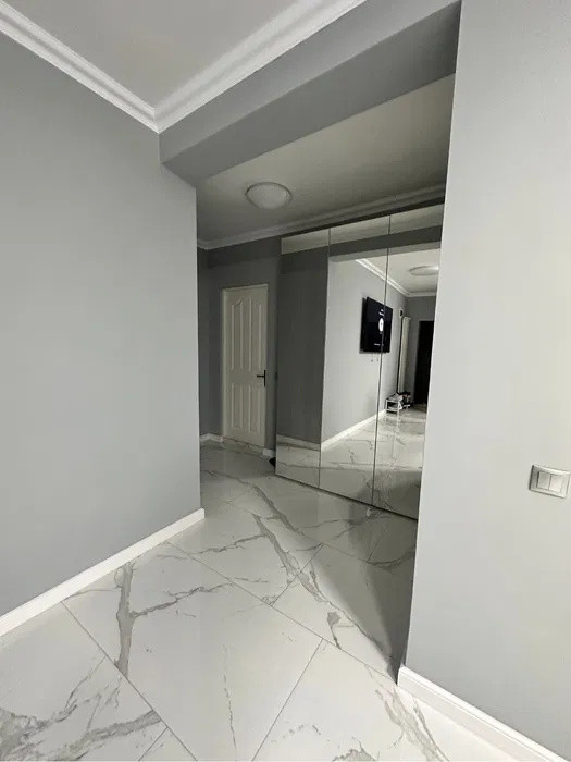  Apartament 3 camere in Floresti pe strada Eroilor