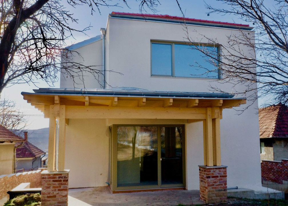 Vila exclusivista - Dambul Rotund