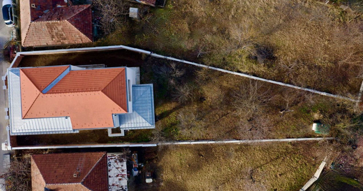 Vila exclusivista - Dambul Rotund