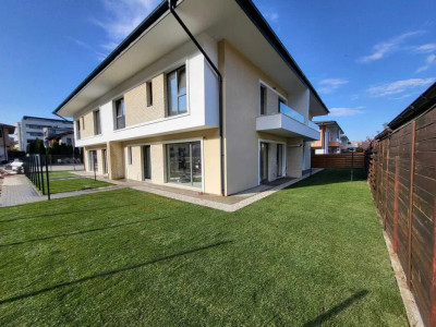 Casa cuplata, 4 camere, 120mp utili, teren liber 110mp, zona Sub Cetate