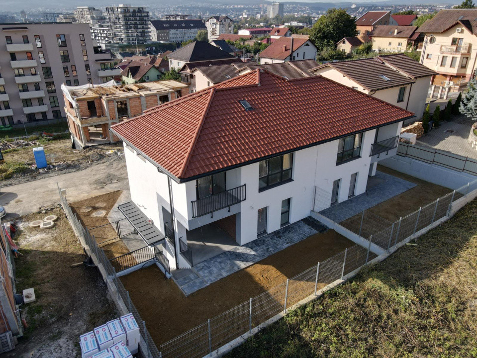 Casa D+E+E lângă Auchan Iris, Elite City, Cluj Napoca 