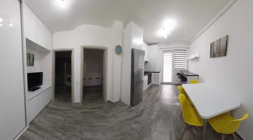 Apartament de inchiriat 3 camere zona VIVO