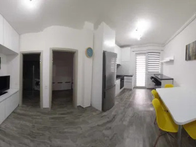 Apartament de inchiriat 3 camere zona VIVO
