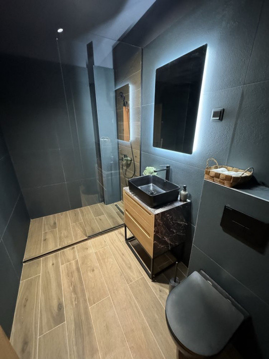 Apartament  2 camere , SU 56 , parcare inclusa in pret , Teilor.