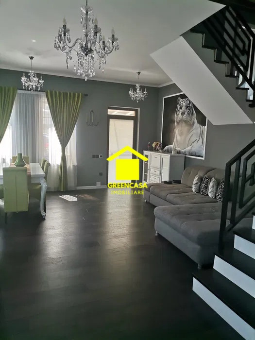 Casă individuală, 4 camere, 162mp, 250mp teren liber, zona Tautiului, Floresti