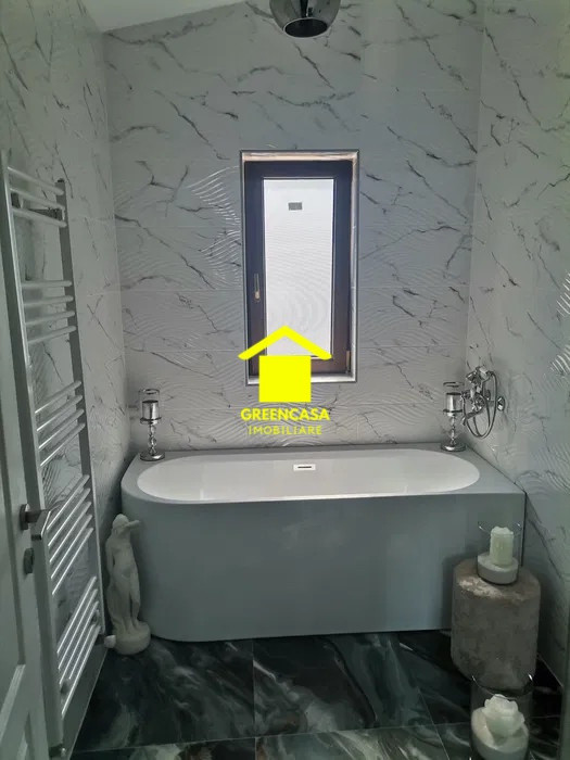 Casă individuală, 4 camere, 162mp, 250mp teren liber, zona Tautiului, Floresti