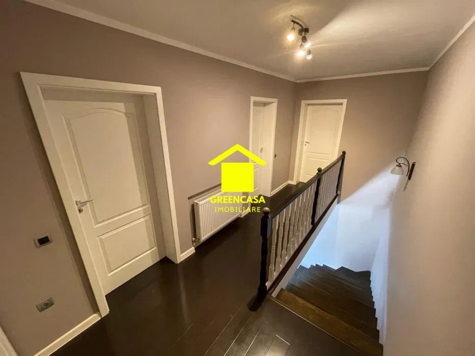 Duplex, 4 camere, 120mp utili, 250mp teren, zona centrala Gilau