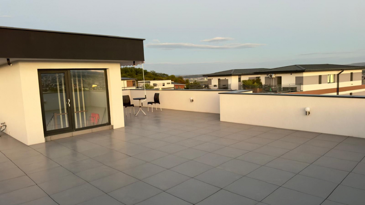 Casă individuală deosebită cu terasă panoramică – Zona Voroneț, Cluj-Napoca