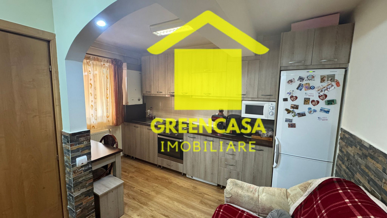 Vând apartament la cheie Muzeu Apei .