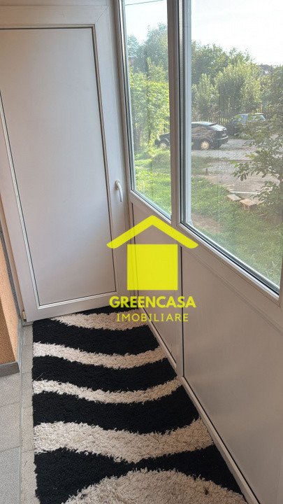 Vând apartament la cheie Muzeu Apei .