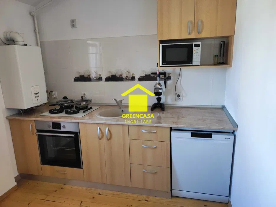 Vand apartament cu 2 camere, 55 mp , Apahida