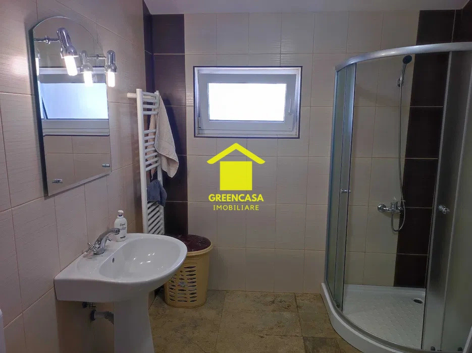 Vand apartament cu 2 camere, 55 mp , Apahida