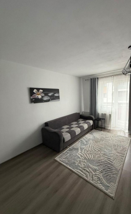 Apartament 2 camere , zona Terra .