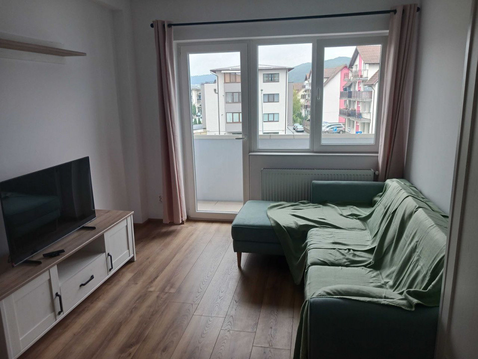 Apartament la cheie , 2 camere decomandate , parcare subterana .