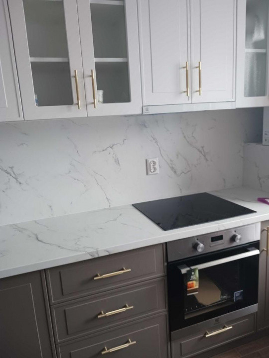 Apartament la cheie , 2 camere decomandate , parcare subterana .