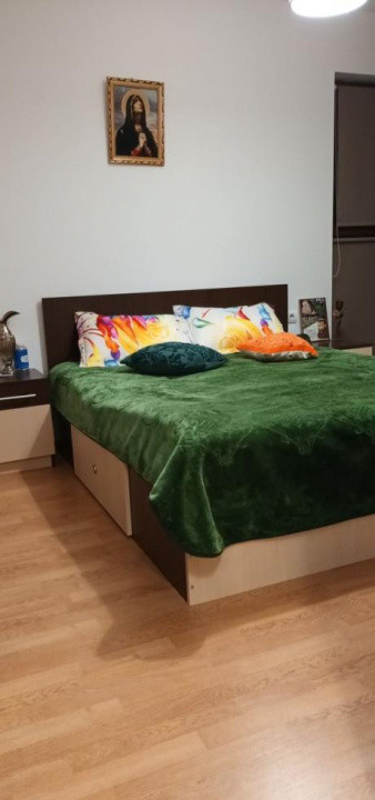 Apartament 3 camere ,2 bai , SU 66 mp , Etaj Intermediar .