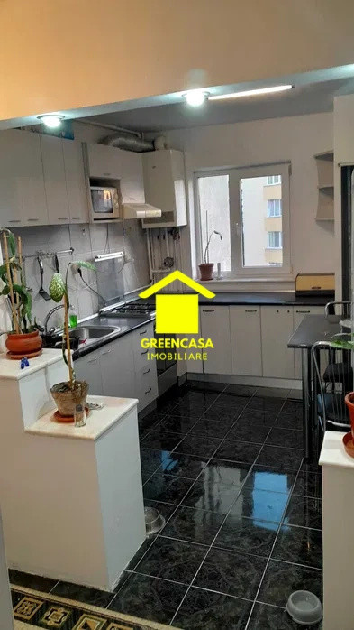  Apartament 3 camere de 67 mp în Mănăștur, zona Pod Calvaria