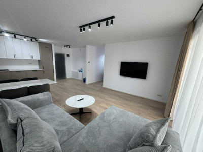 Apartament la cheie  de 3 camere, 2 bai, Terasa , Parcare,