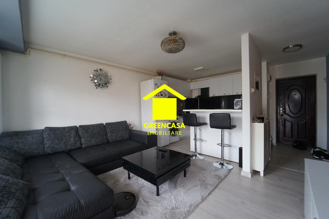 Apartament mobilat, 40mp, balcon, parcare, zona Teilor, Floresti