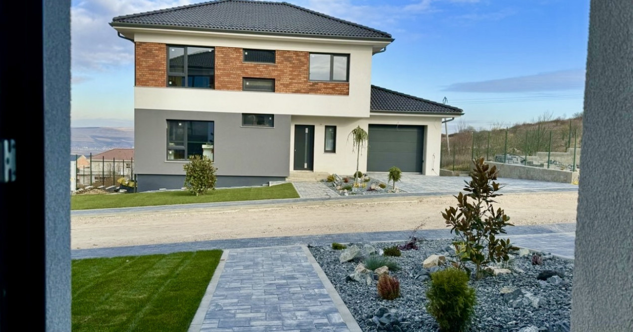 Ansamblu de case premium, 150mp utili, 431mp teren, Dezmir