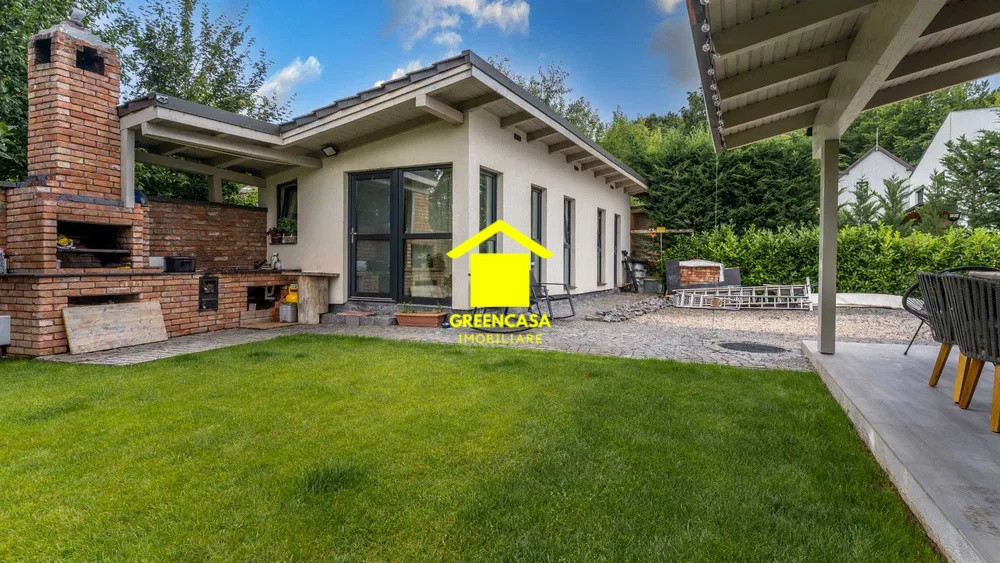 Vilă spectaculoasă în Făget, 200mp utili, teren 920mp + anexă 40mp