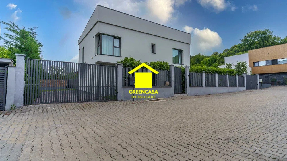 Vilă spectaculoasă în Făget, 200mp utili, teren 920mp + anexă 40mp