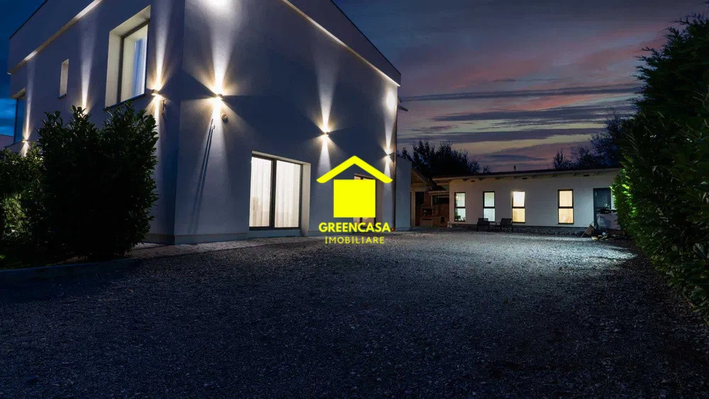 Vilă spectaculoasă în Făget, 200mp utili, teren 920mp + anexă 40mp