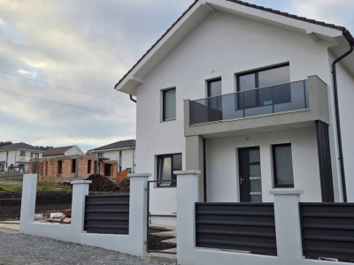 Casă individuală modernă – Chinteni, la doar 15 minute de centrul Clujului