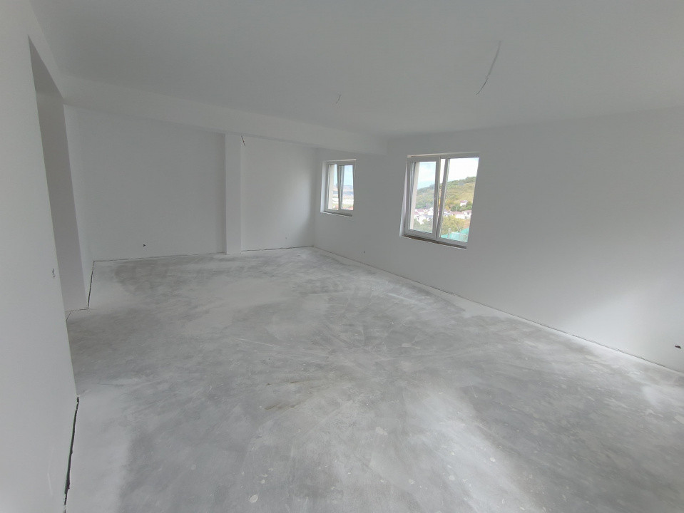 casă individuală în Dezmir, pe strada Pajiștei, la 5 minute distanță de mers pe 