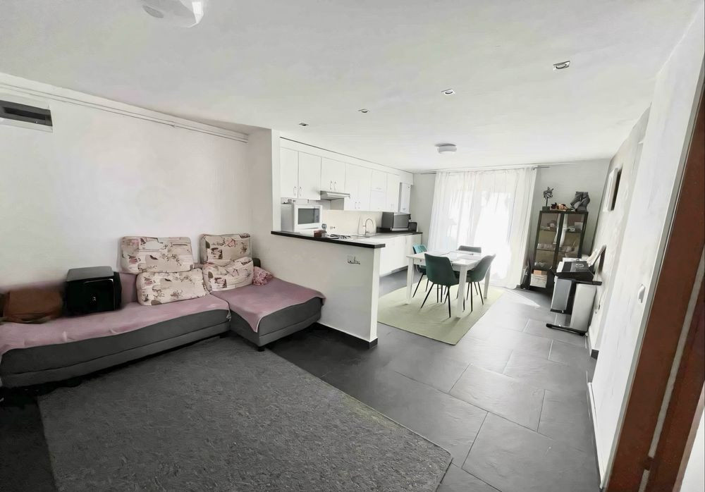 Apartament la cheie cu 3 camere Gheorgheni.