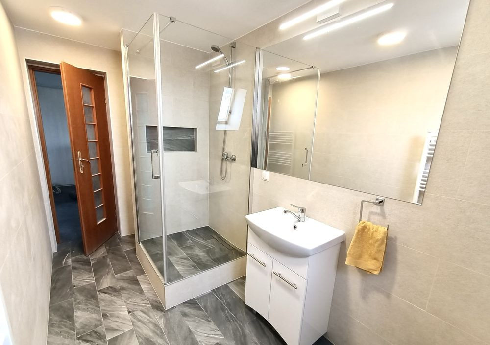 Apartament la cheie cu 3 camere Gheorgheni.