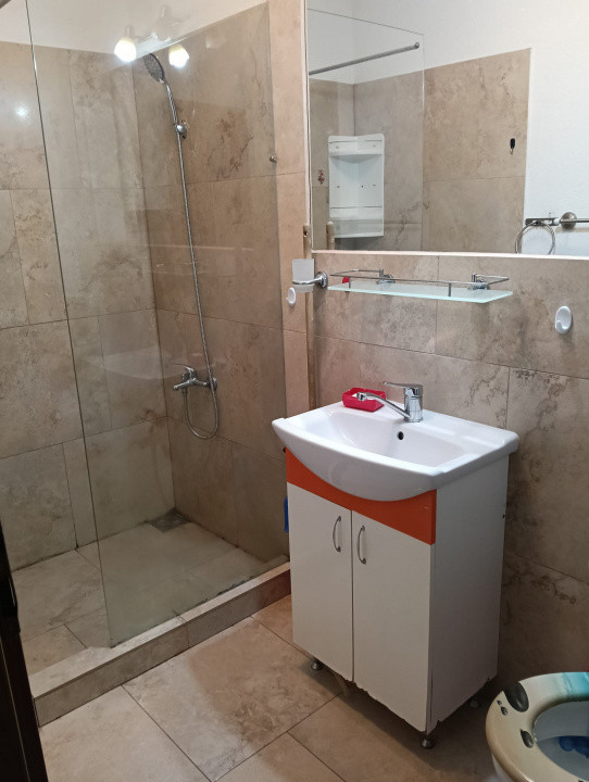 Apartament 2 camere cu parcare pe Sesului de sus