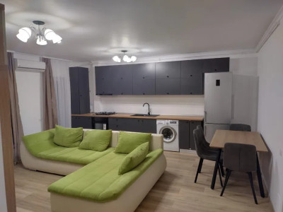 Închiriez apartament 2 camere în Floresti