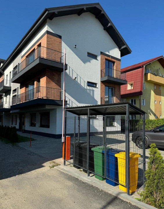 Inchiriez apartament- prima inchiriere Floresti