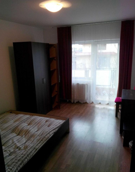 Apartament 2 camere decomandate,2 balcoane,parcare,zona Câmpului
