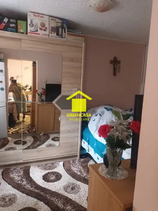 Apartament cu 2 camere, 32 mp, cu parcare